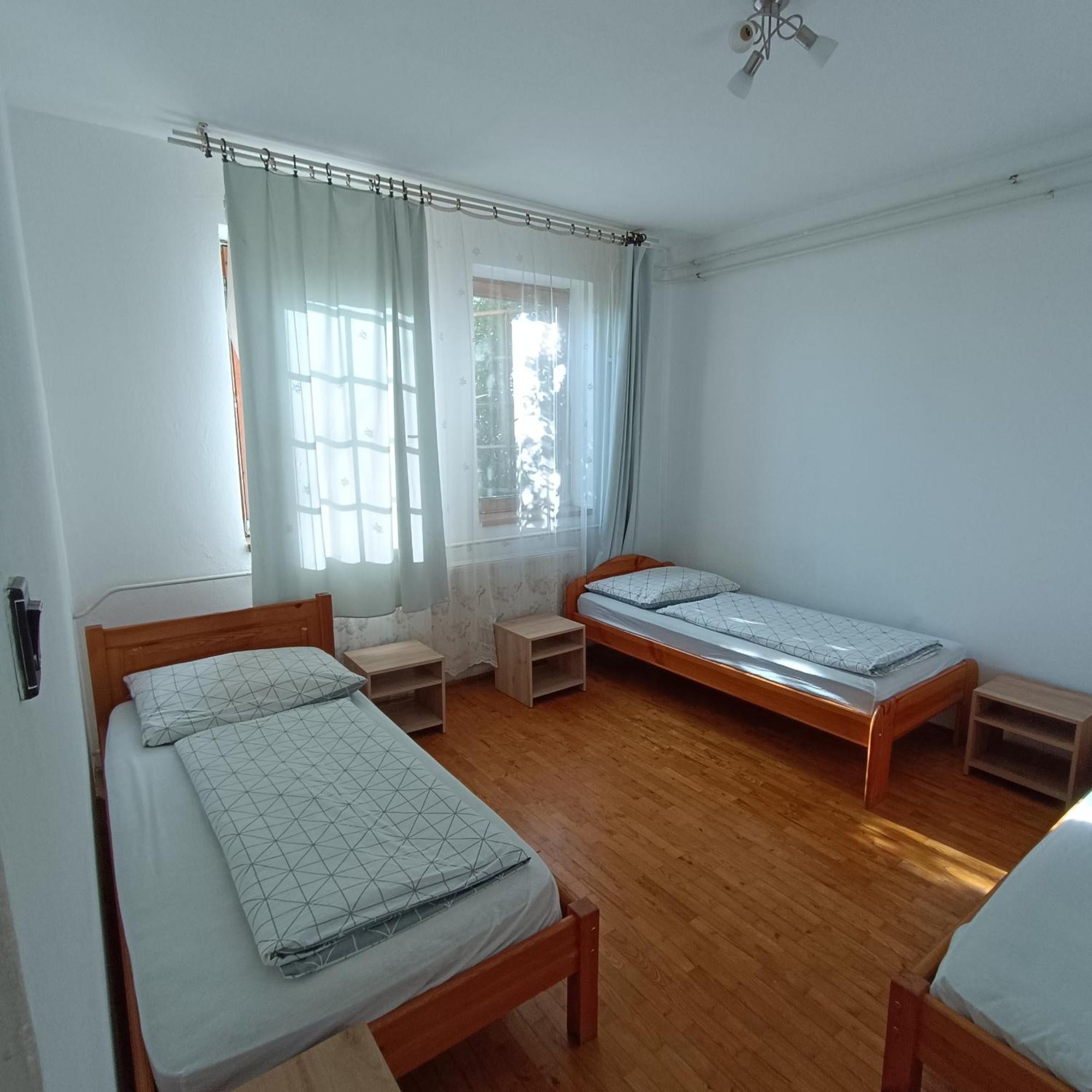 Napkelte Vendeghaz Appartement Szeged Buitenkant foto